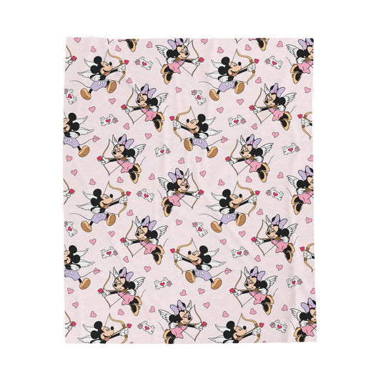Minnie Mouse Cupid Velveteen Plush Blanket – Pink Heart Pattern, Soft Cozy Throw
